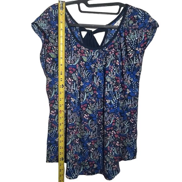 LC Lauren Conrad Blue Floral Cap Sleeve Blouse, Tie At Neck, Lightweight, Medium - Picture 7 of 11
